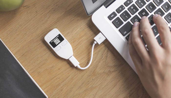کیف پول ترزور Trezor One